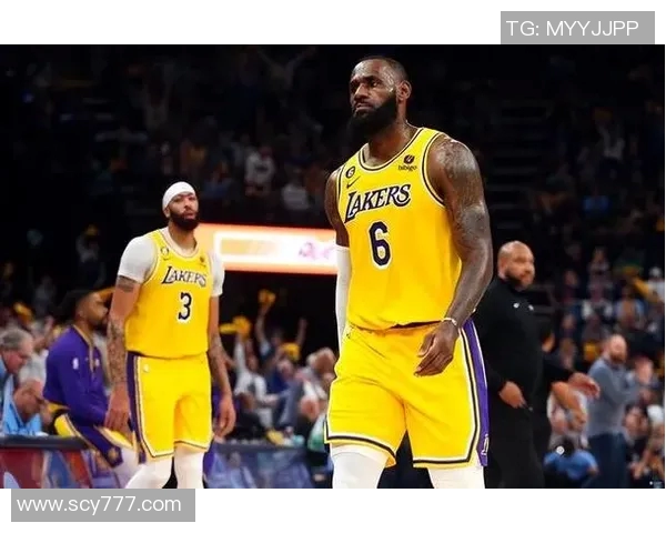 尼克斯逆袭夺冠九年荣耀重返联盟第一位置